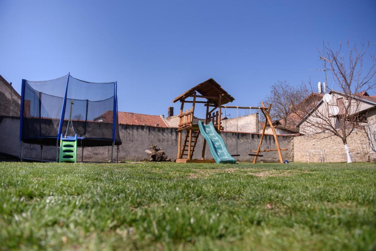 סובוטיקה Dumalux Apartment מראה חיצוני תמונה